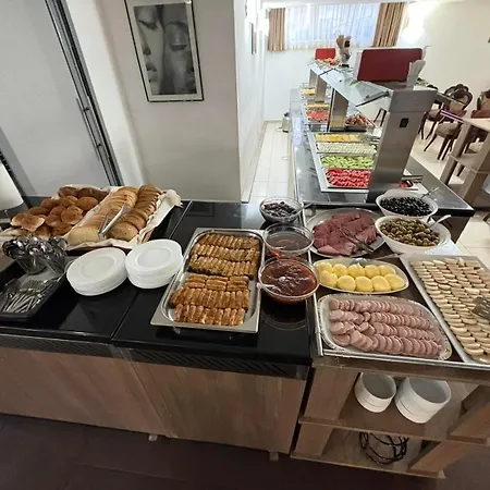 Emilia Palace Hotel Sluneční pobřeží