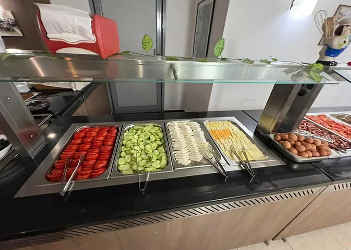 Emilia Palace 3* Sluneční pobřeží