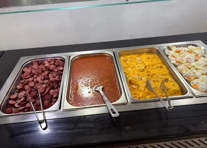 Отель Emilia Palace