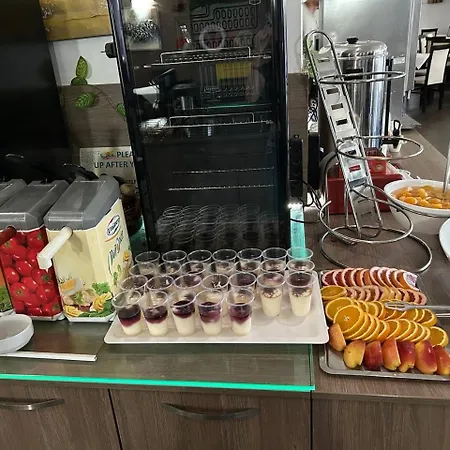 Emilia Palace Slăntjev Brjag