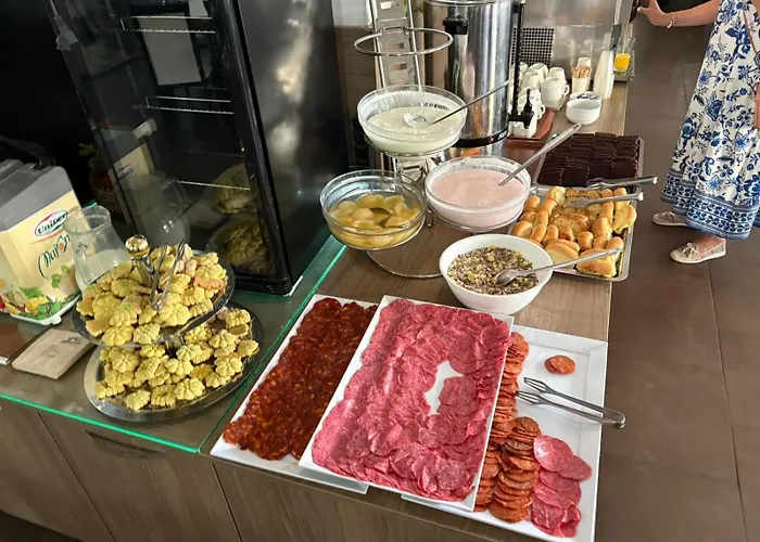 Emilia Palace 3* Солнечный берег